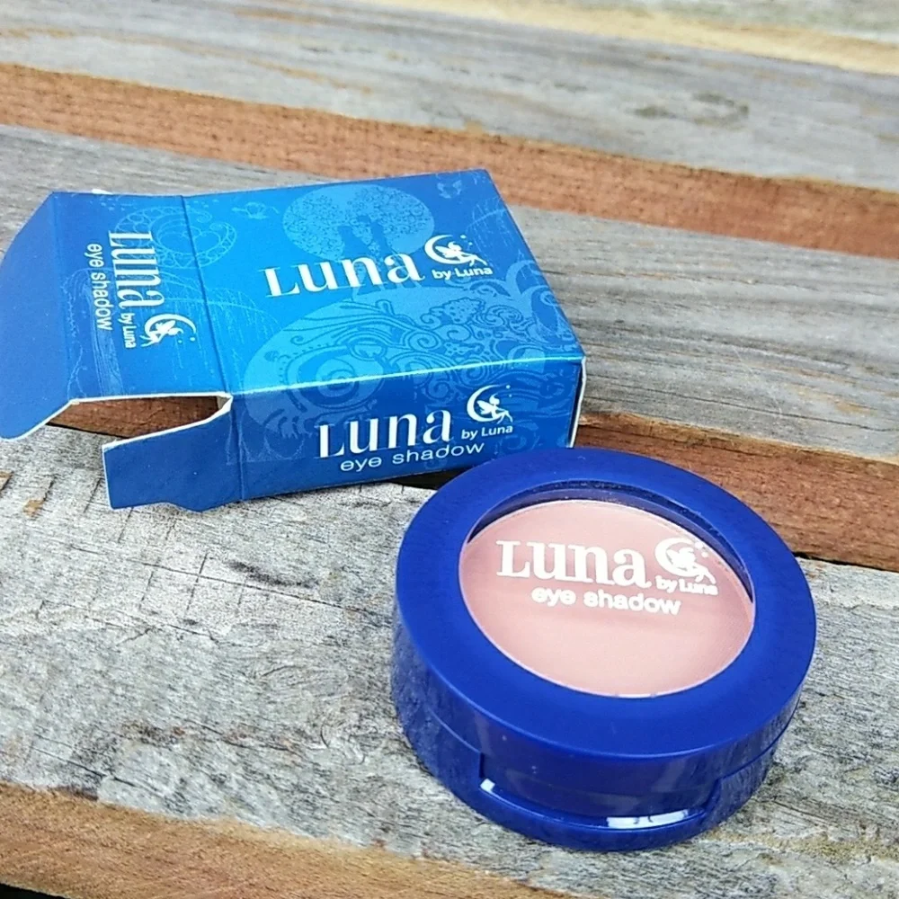 🆕LUNA COSMETICS: EYE SHADOW